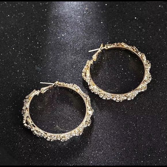 18k Gold Plated Hoop Earrings - Picture 8 of 8